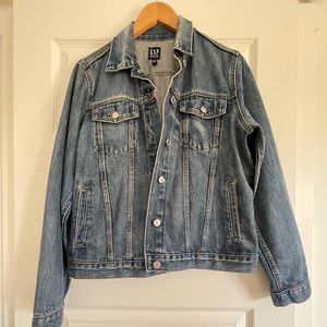 GAP women’s denim jacket